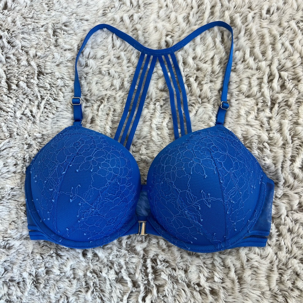 Victoria's Secret Bombshell Strappy Blue Lace Bra 34C